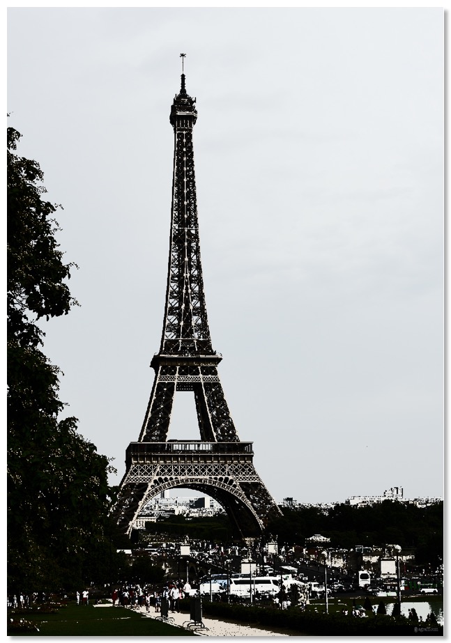Eiffeltornet i vykortsformat